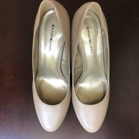 Bandolino Natural Nude Color 3.5 inch Heels 7.5 - Picture 7 of 10
